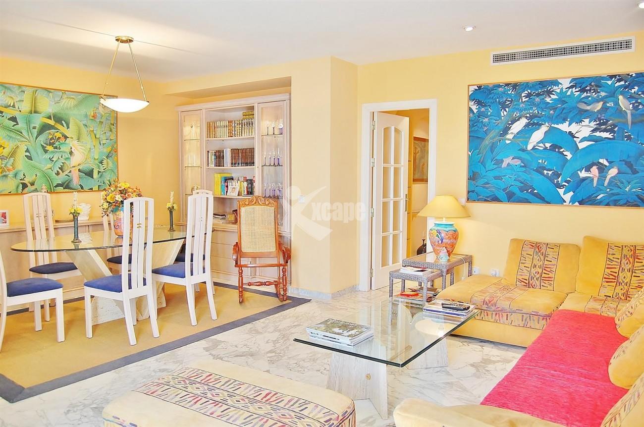 A4319 Apartment For Sale Puerto Banus Marbella (8) (Large)