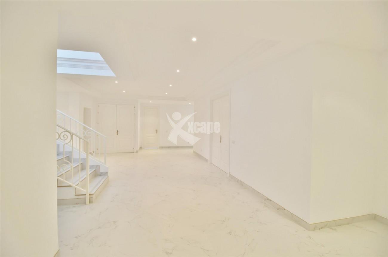 Luxury Villa for sale Benahavis Spain (22) (Large)