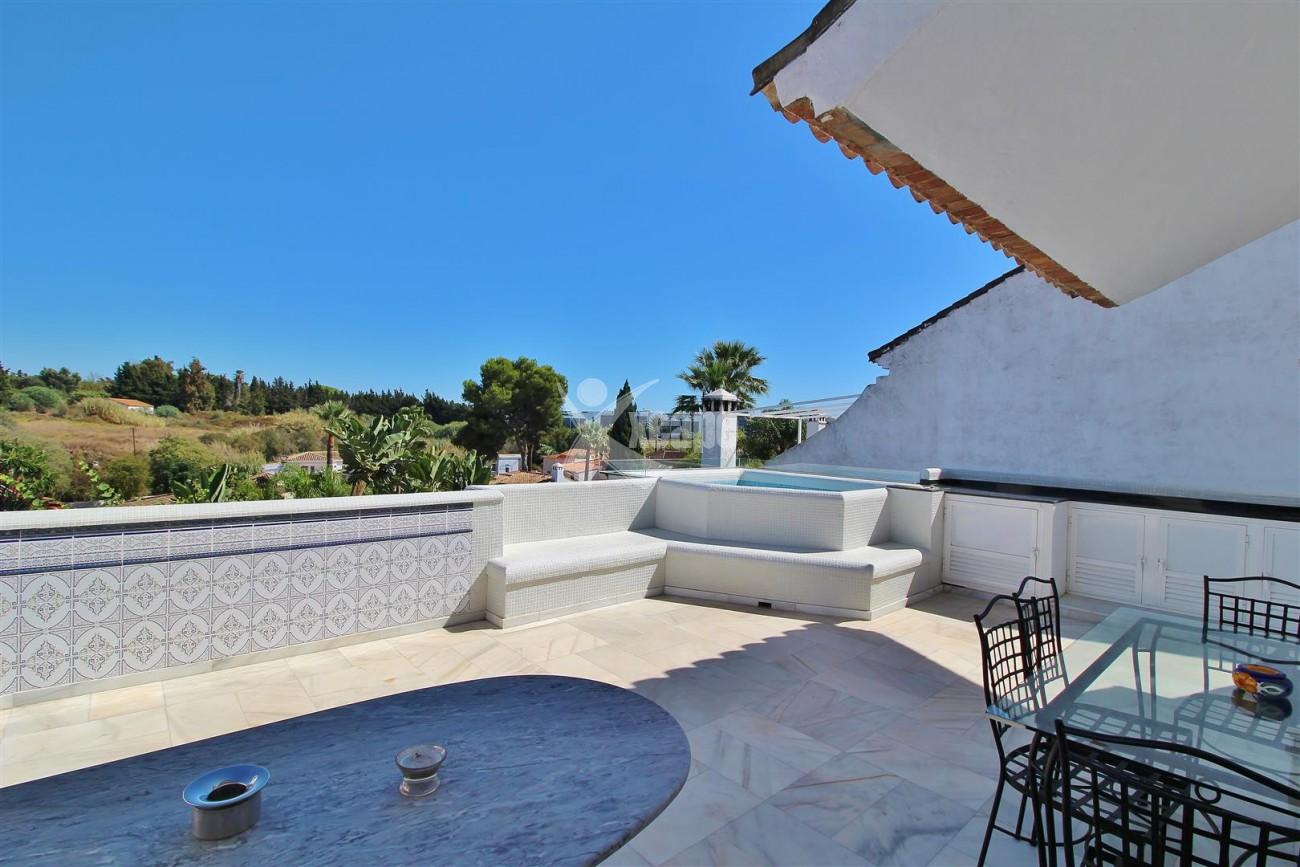 Townhouse for sale close to Puerto Banus Marbella Spain (8) (Large)