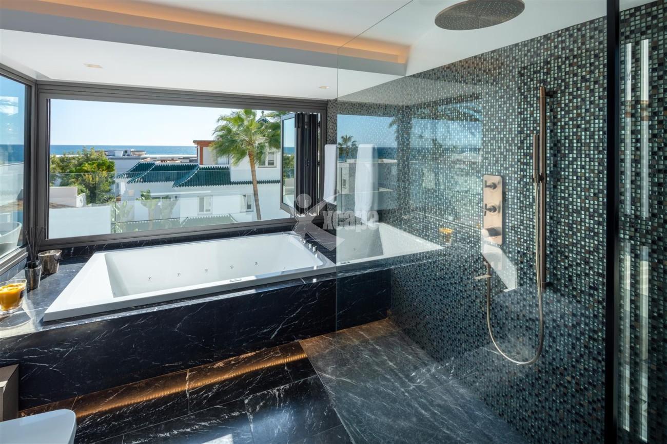 Luxury Marbella Golden Mile Villa for sale (38) (Large)