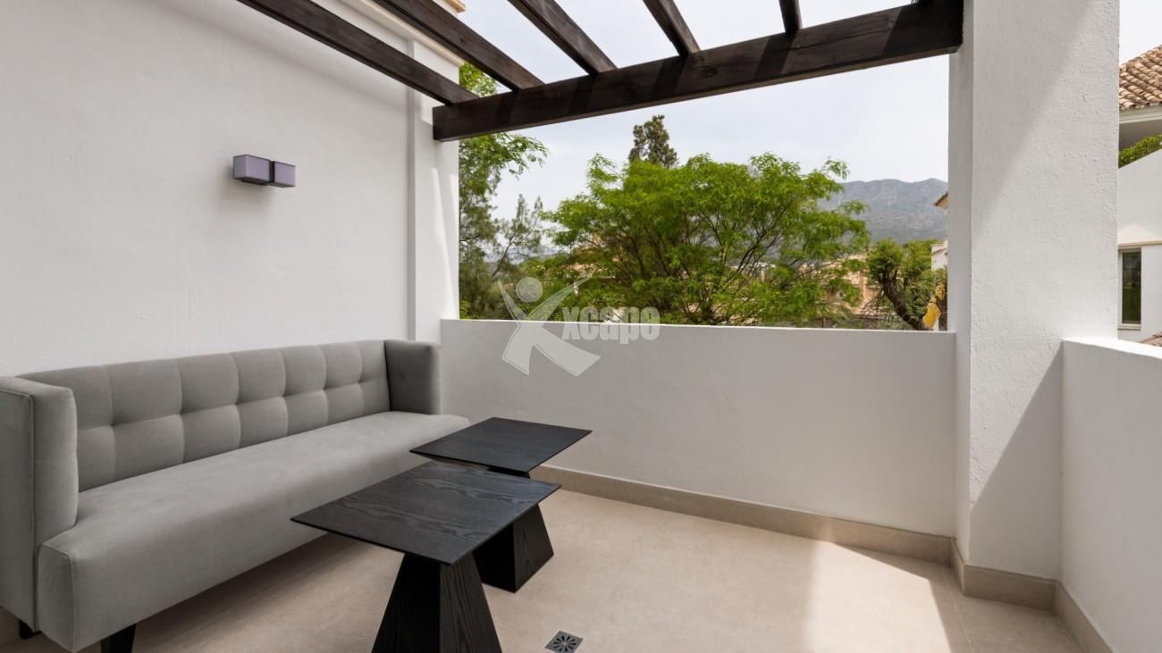 Renovated Apartment for sale Marbella Golden Mile (30)
