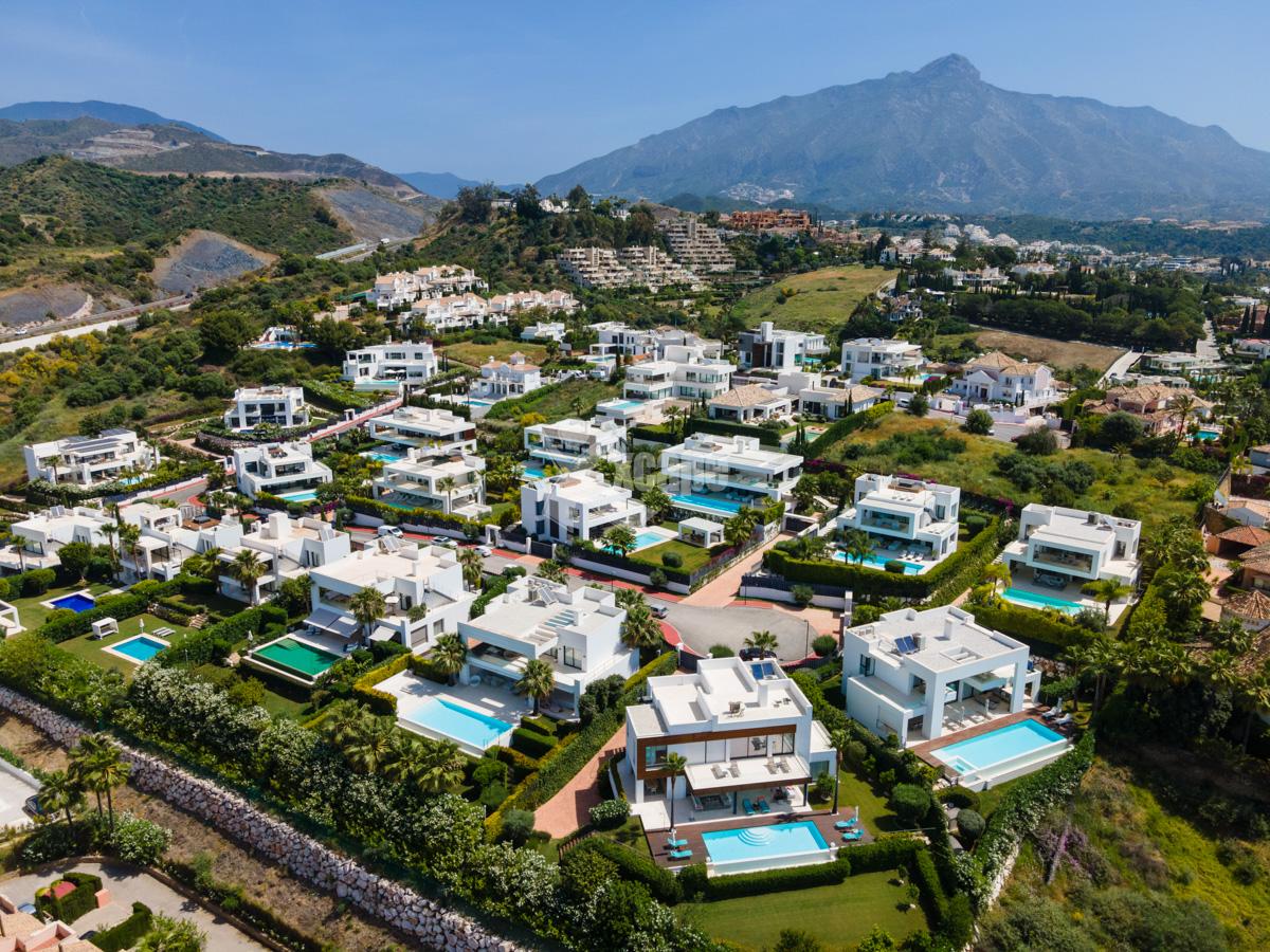 Modern Villa for sale Nueva Andalucia (5)