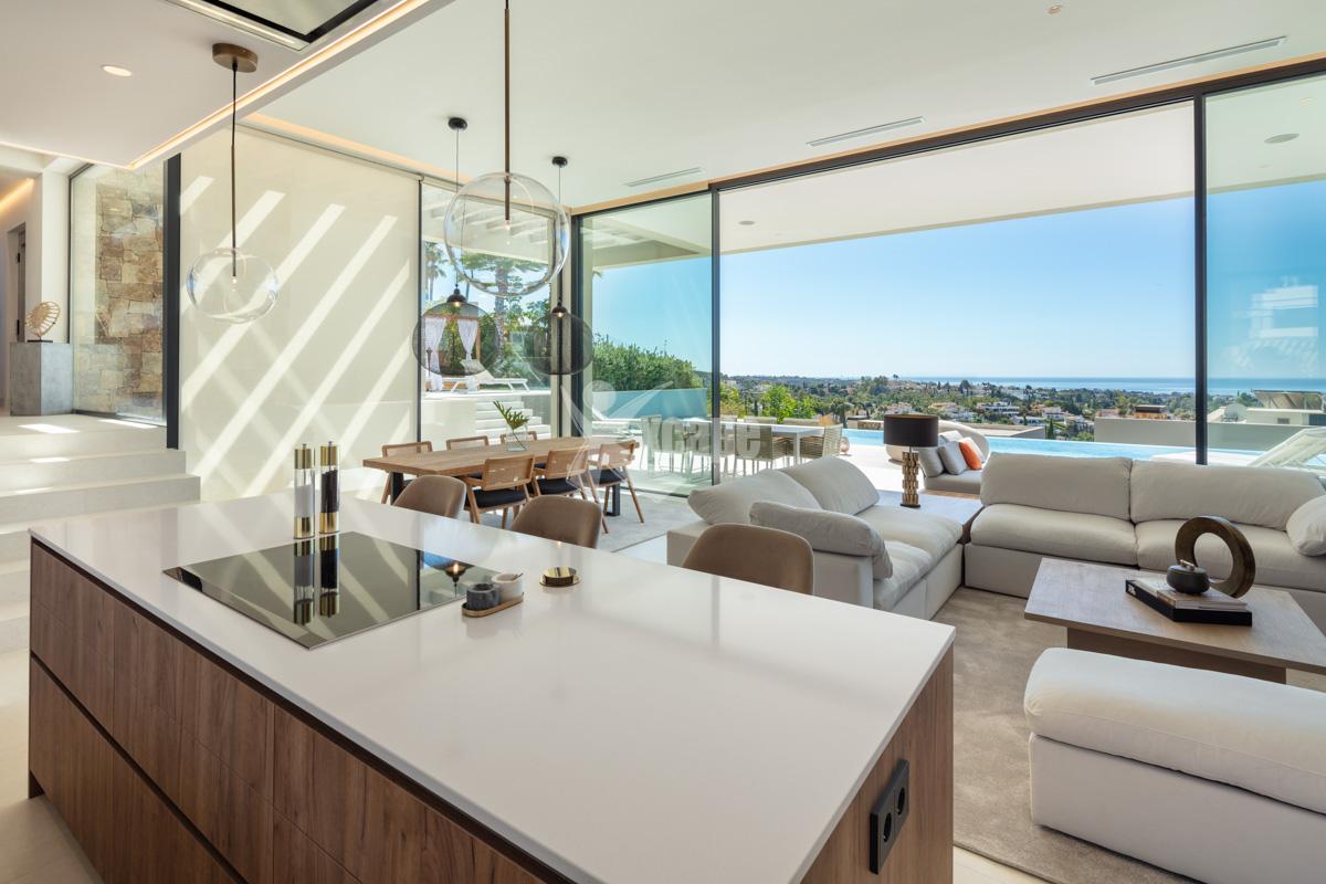 Luxury Modern Villa for sale Nueva Andalucia (5)