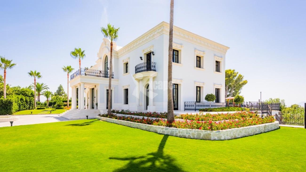 Luxury Palace for sale Marbella East (25)