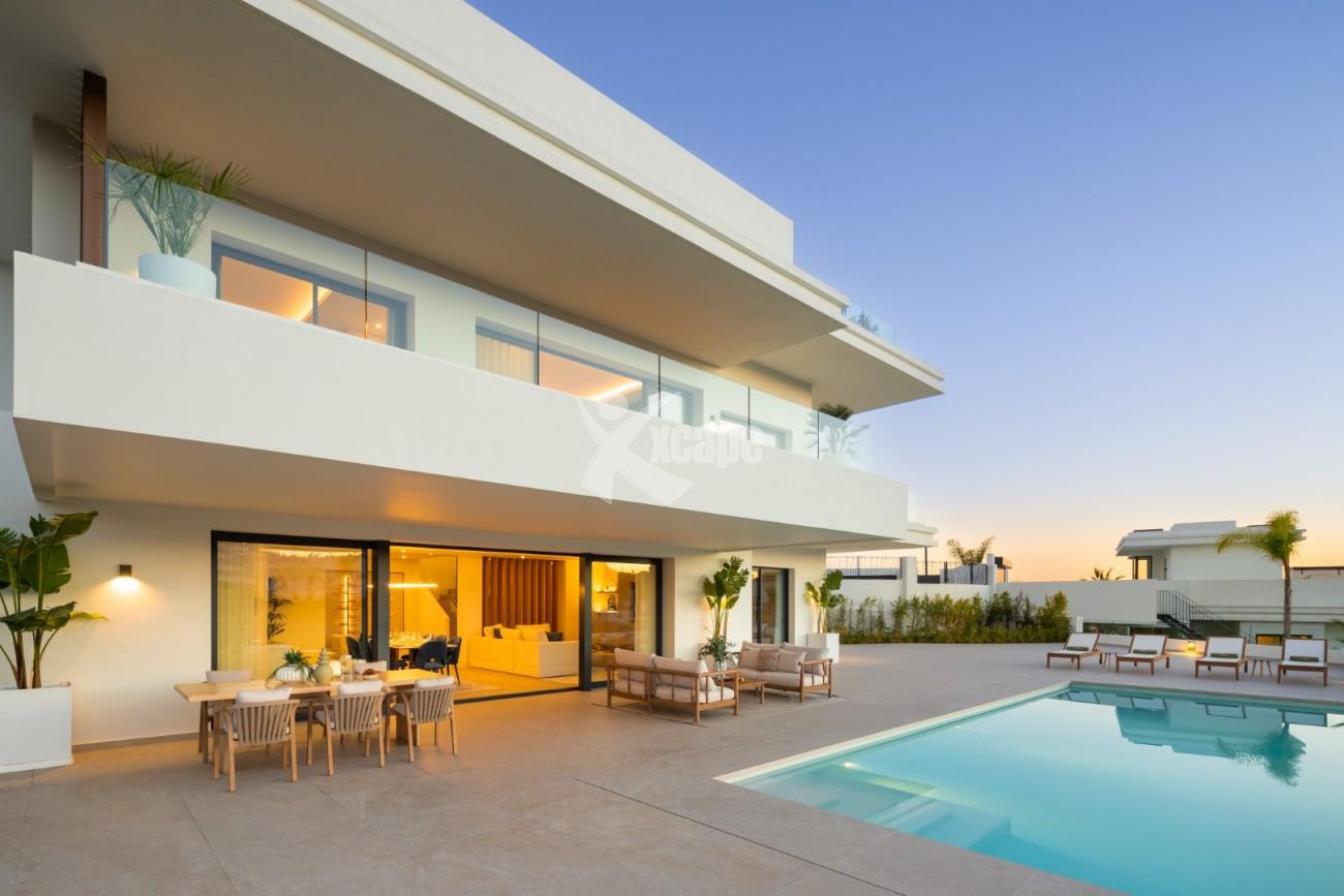New Modern Villa East Estepona (30)
