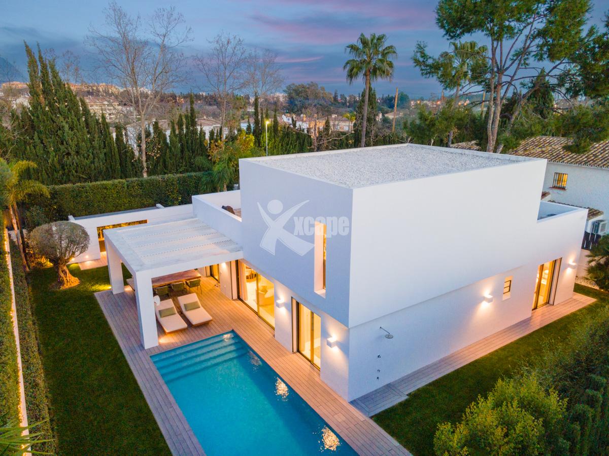 New Modern Villa near Golf Marbella (34)