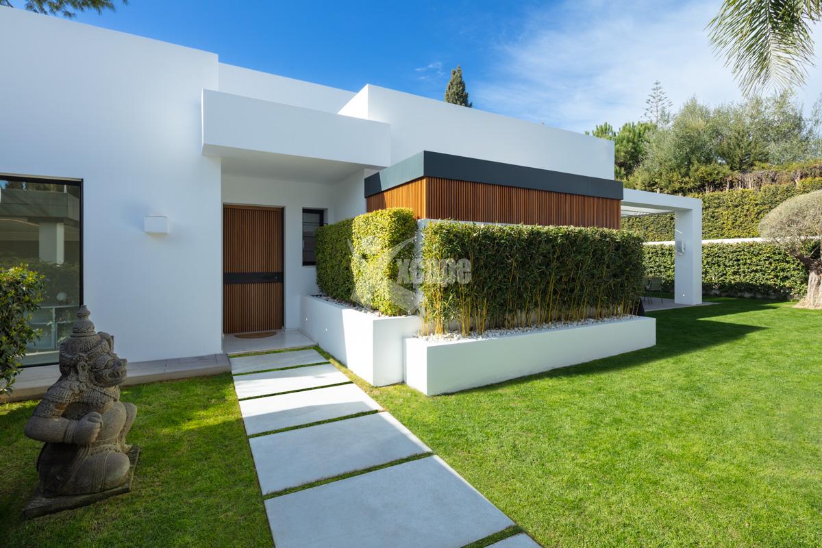 New Modern Villa near Golf Marbella (10)